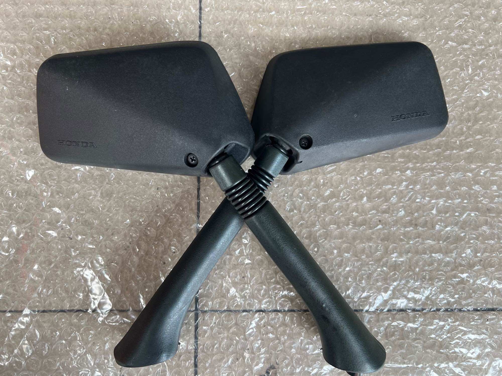 Kiếng Hậu xe Spacy 125 hàng Thái Lan