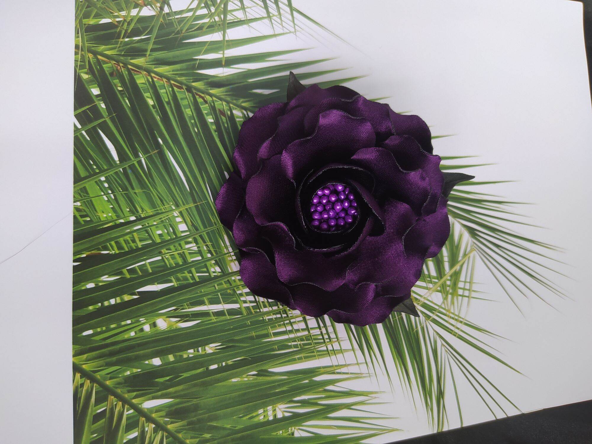 Hoa cài áo handmade Canto màu tím