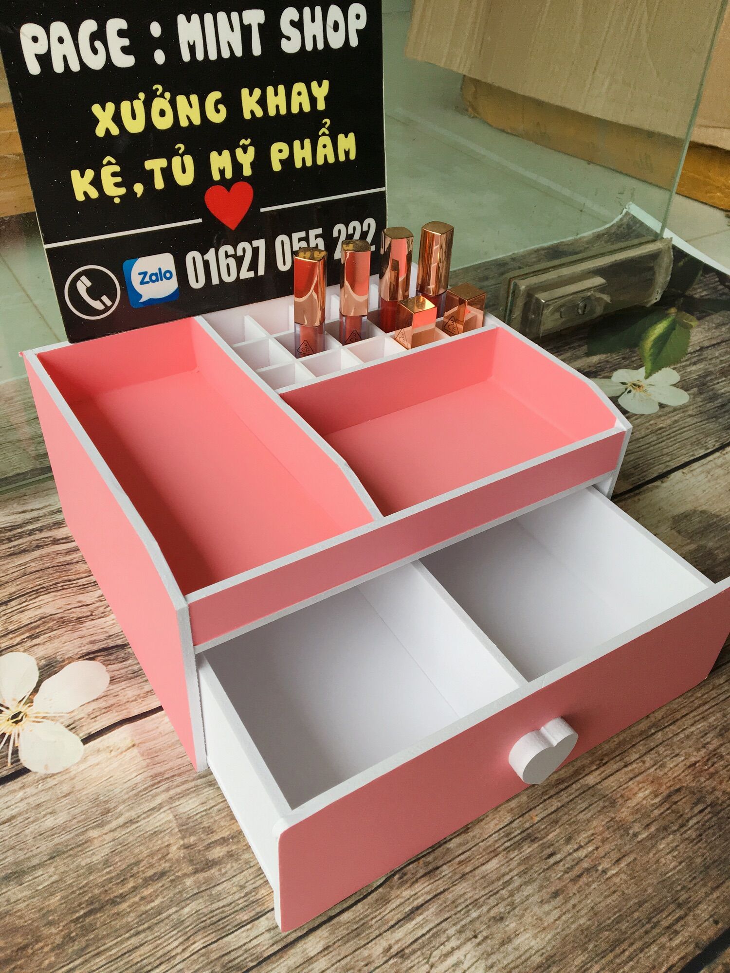 kệ mỹ phẩm nhỏ hồng phấn mới 25cm