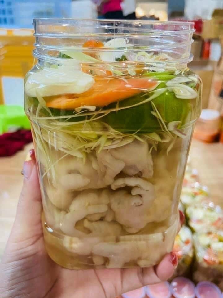 Chân gà ngâm xả tắc
