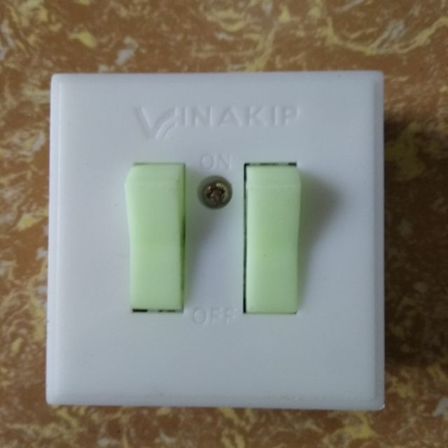 CÔNG TẮC ĐƠN CÔNG TẮC ĐÔI VINAKIP