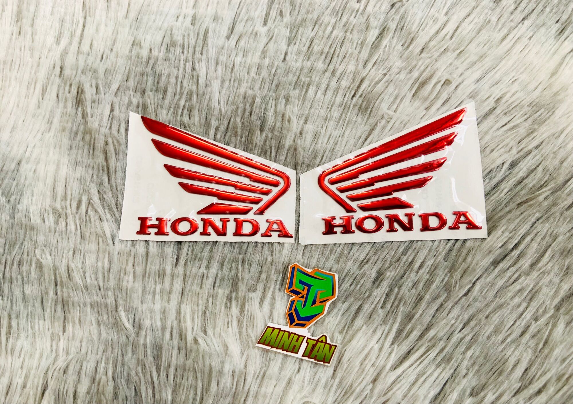 Cánh Chim honda chữ nổi sắc nét (giá 1 cặp)