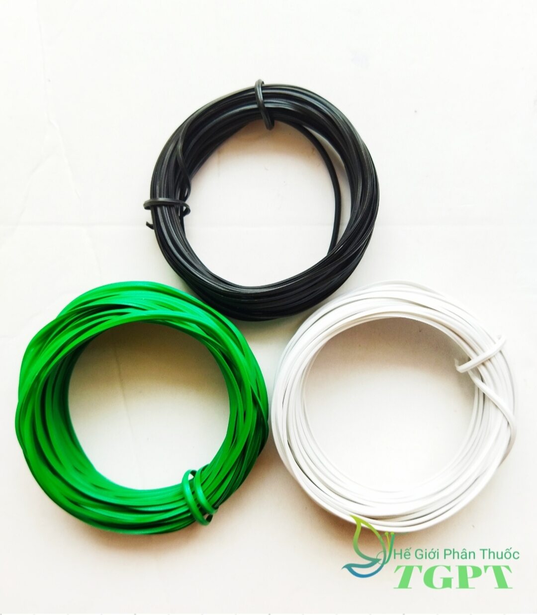 Cuộn 10m dây kẽm bọc nhựa mềm dẻo cột lan, cây cảnh, buộc hàng hoá