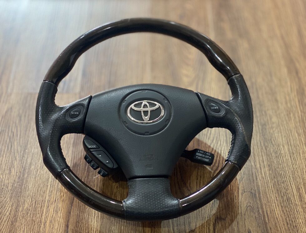 Vô lăng Toyota/ Lexus 3 chấu "có túi khí"