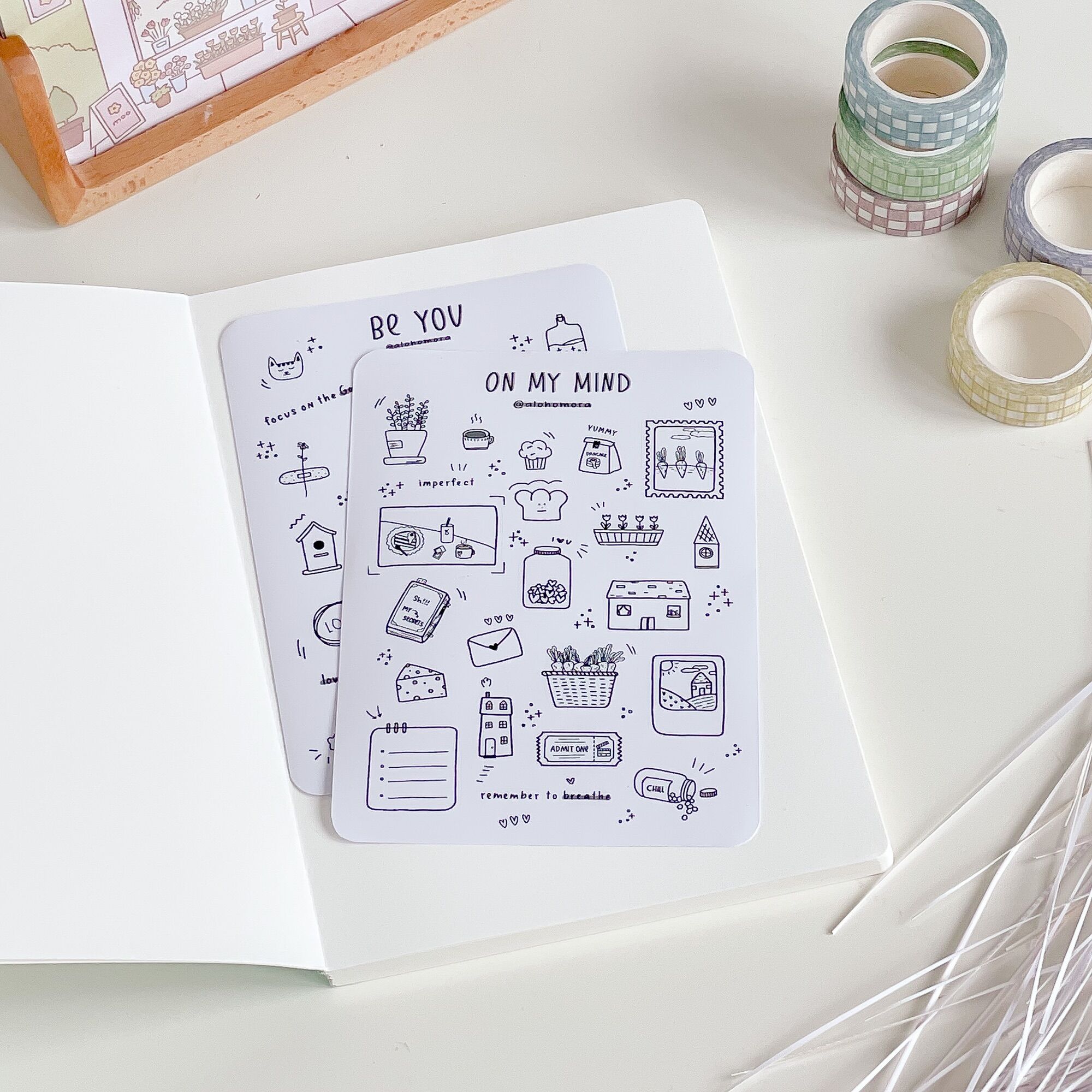 Hình dán sticker trắng đen đơn giản doodle On my mind