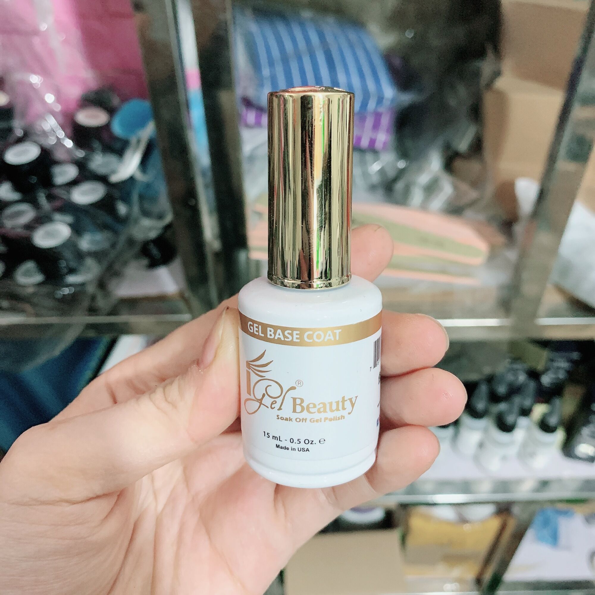 Base top igel beauty