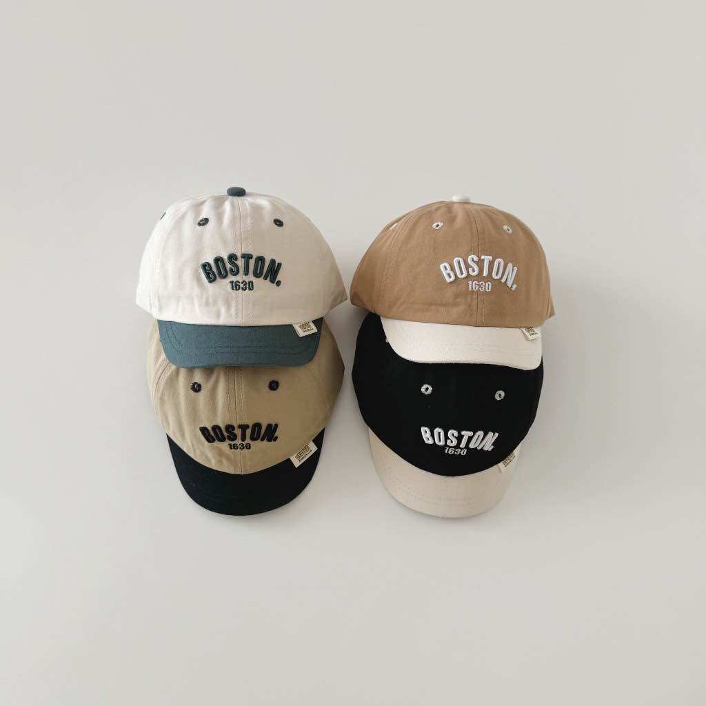 Mũ lưỡi trai Boston kaki vành ngắn bé trai