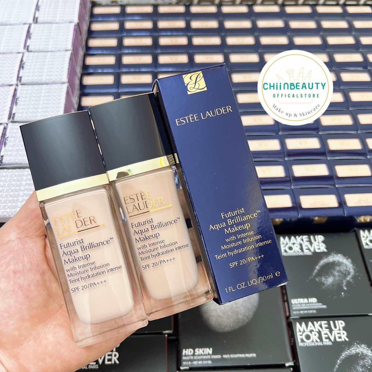 Kem nền ESTEE LAUDER Futurist Aqua Foundation