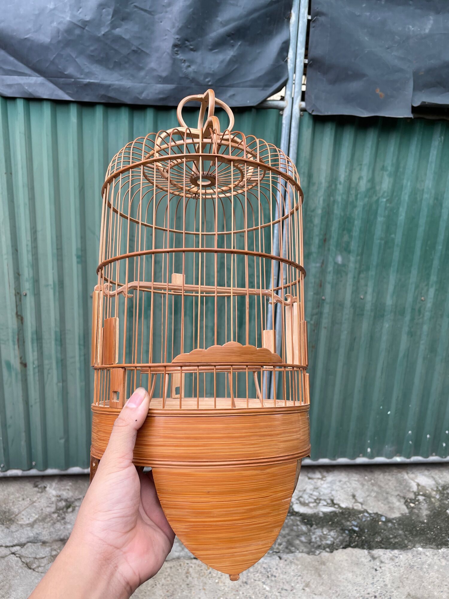 Lồng chim khuyên kỹ giả tầu