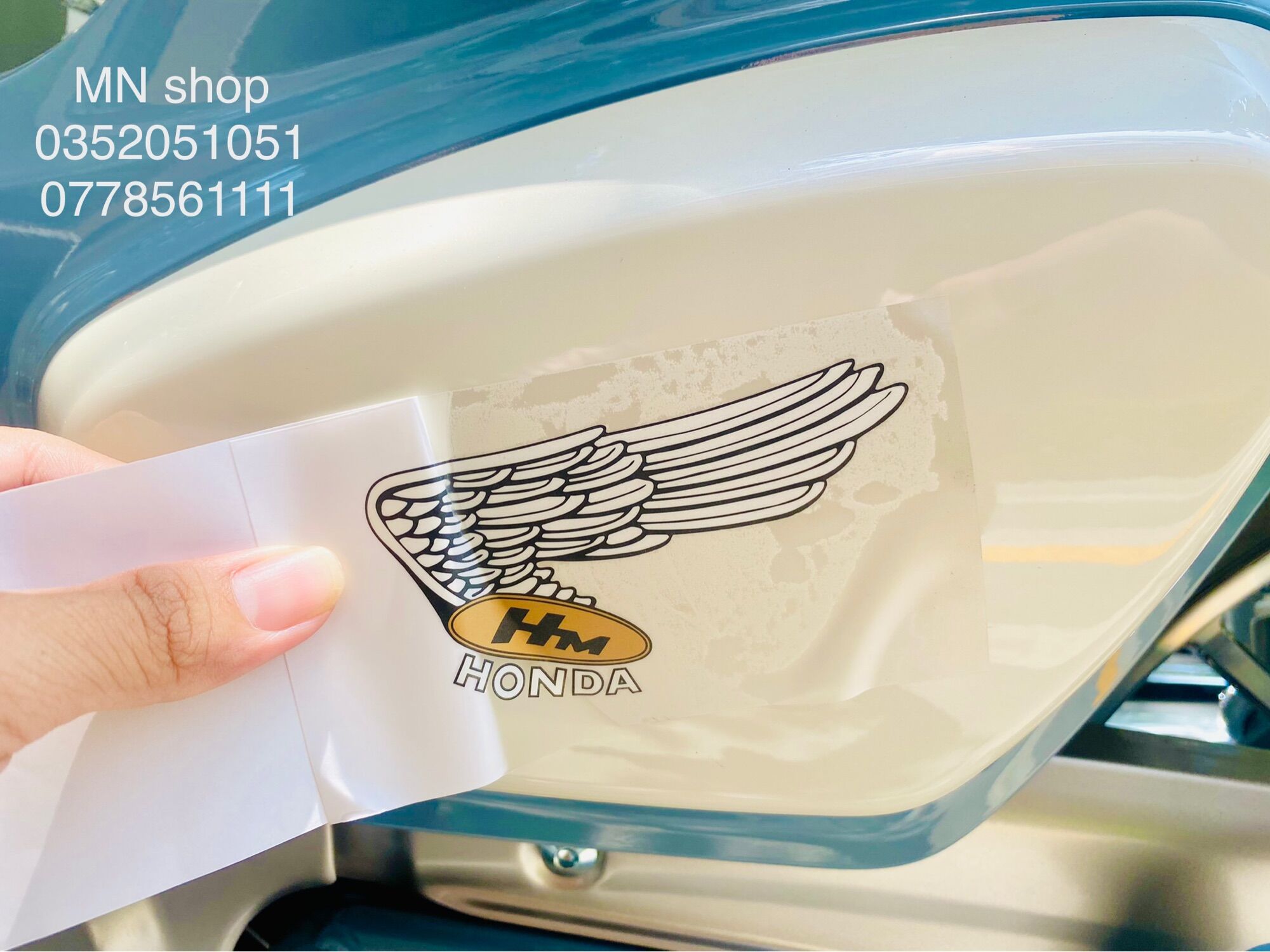 Tem Honda Super Cub cánh chim