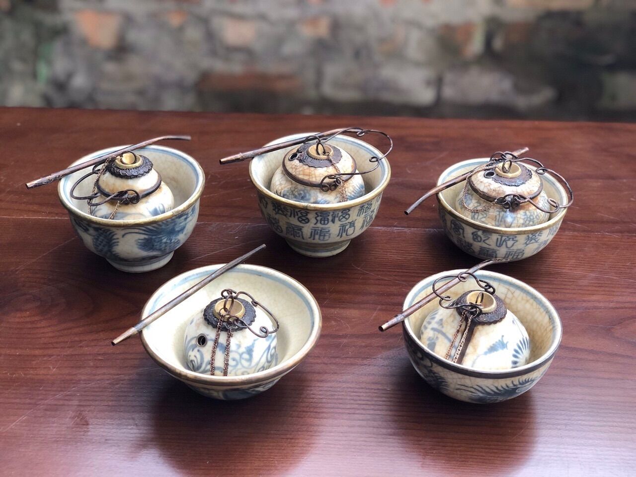 Bát giả cổ men rạn bọc đồng Bát Tràng