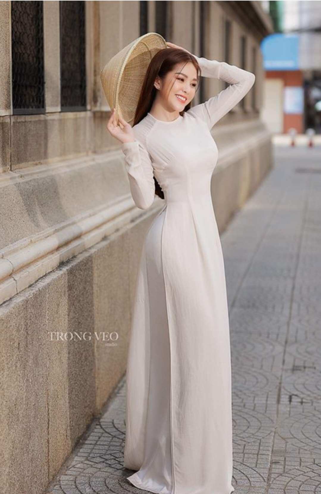 áo dài trắng lụa mỹ