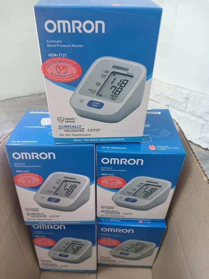 [FreeShip] Máy Đo Huyết Áp Omron 7121