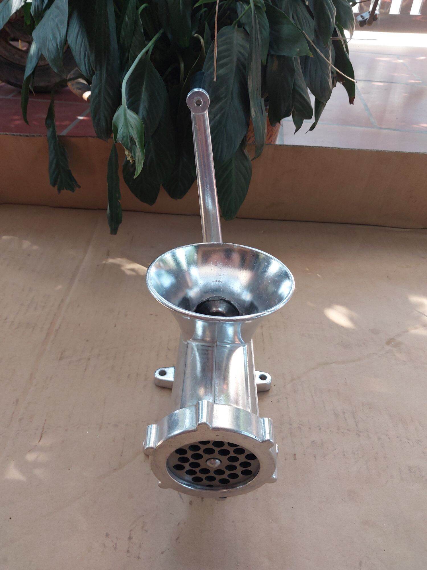Máy xay thịt quay tay bằng nhôm ( Máy 12 )