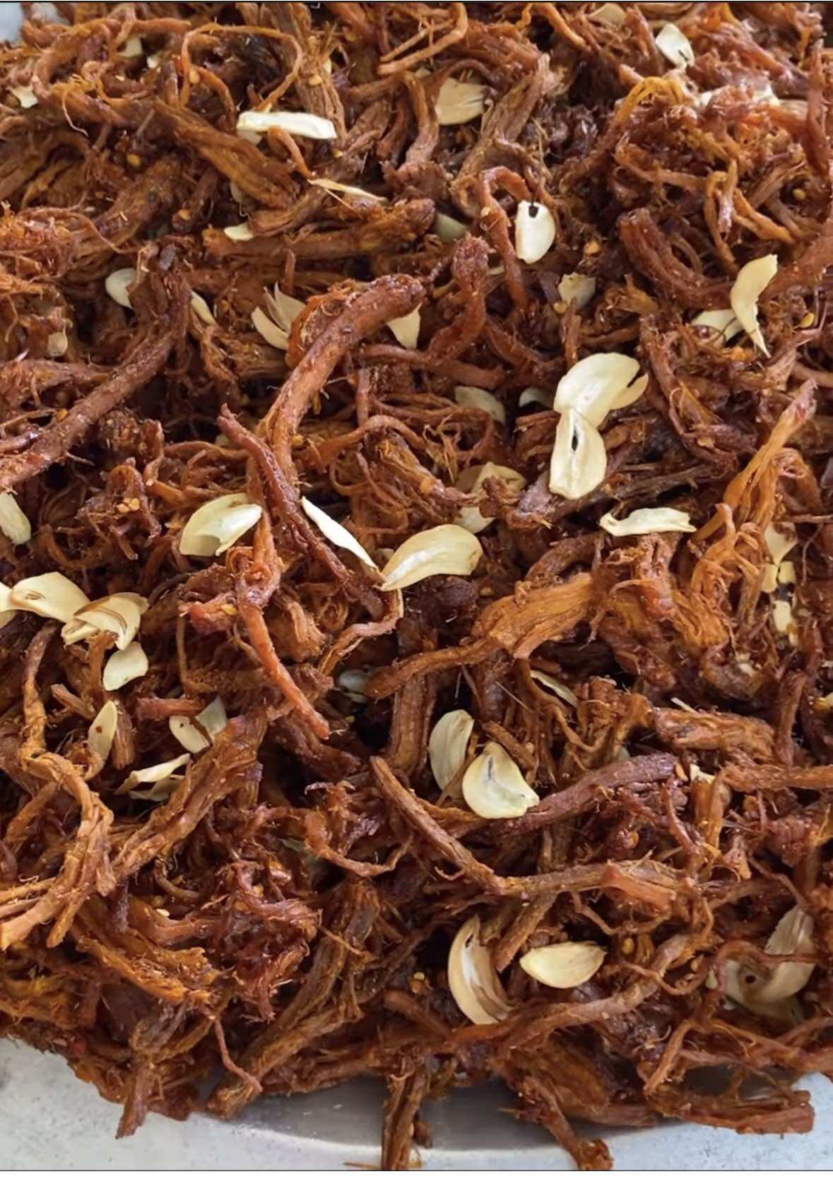 Khô heo cháy tỏi hũ 500G