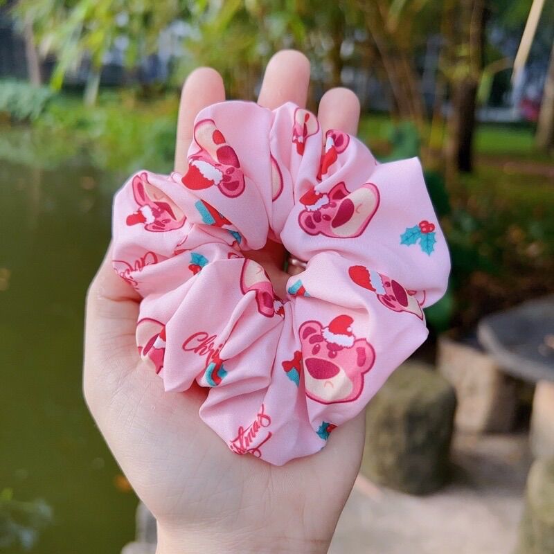 CỘT TÓC SCRUNCHIES GẤU DÂU LOTSO