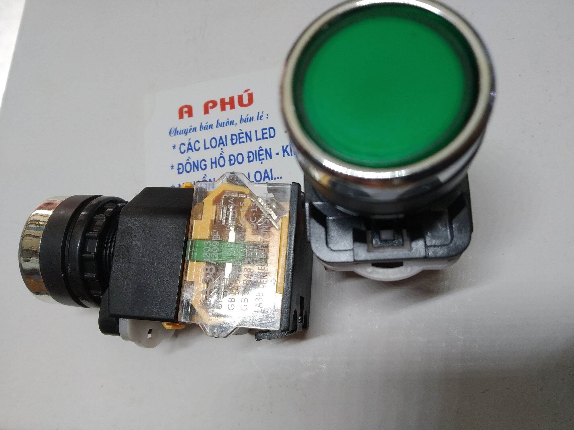 Công tắc và nút nhấn nhả phi 22mm LA38/203