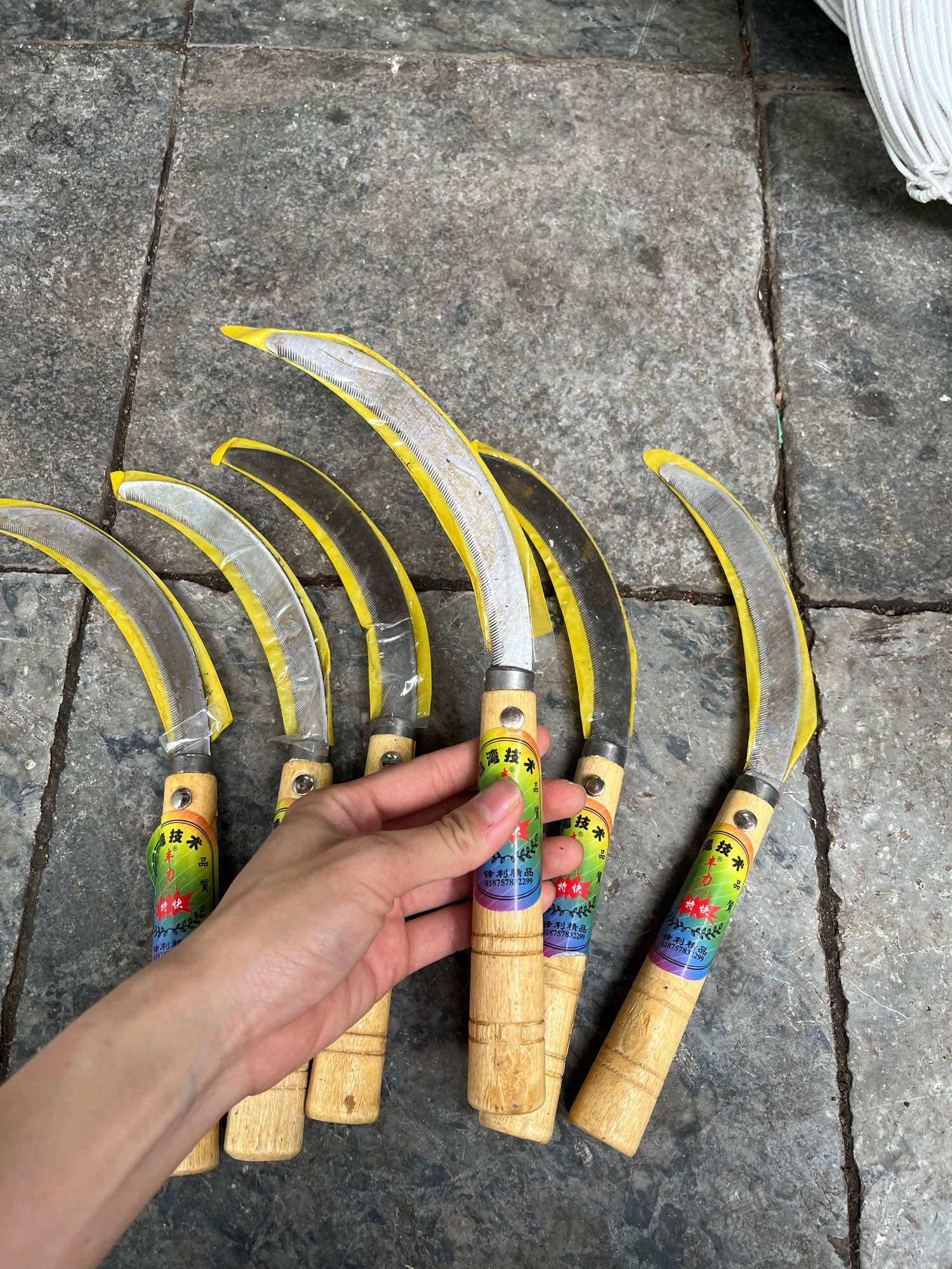 Bộ 10 Liềm cắt cỏ cán gỗ, liềm cắt lúa siêu bén