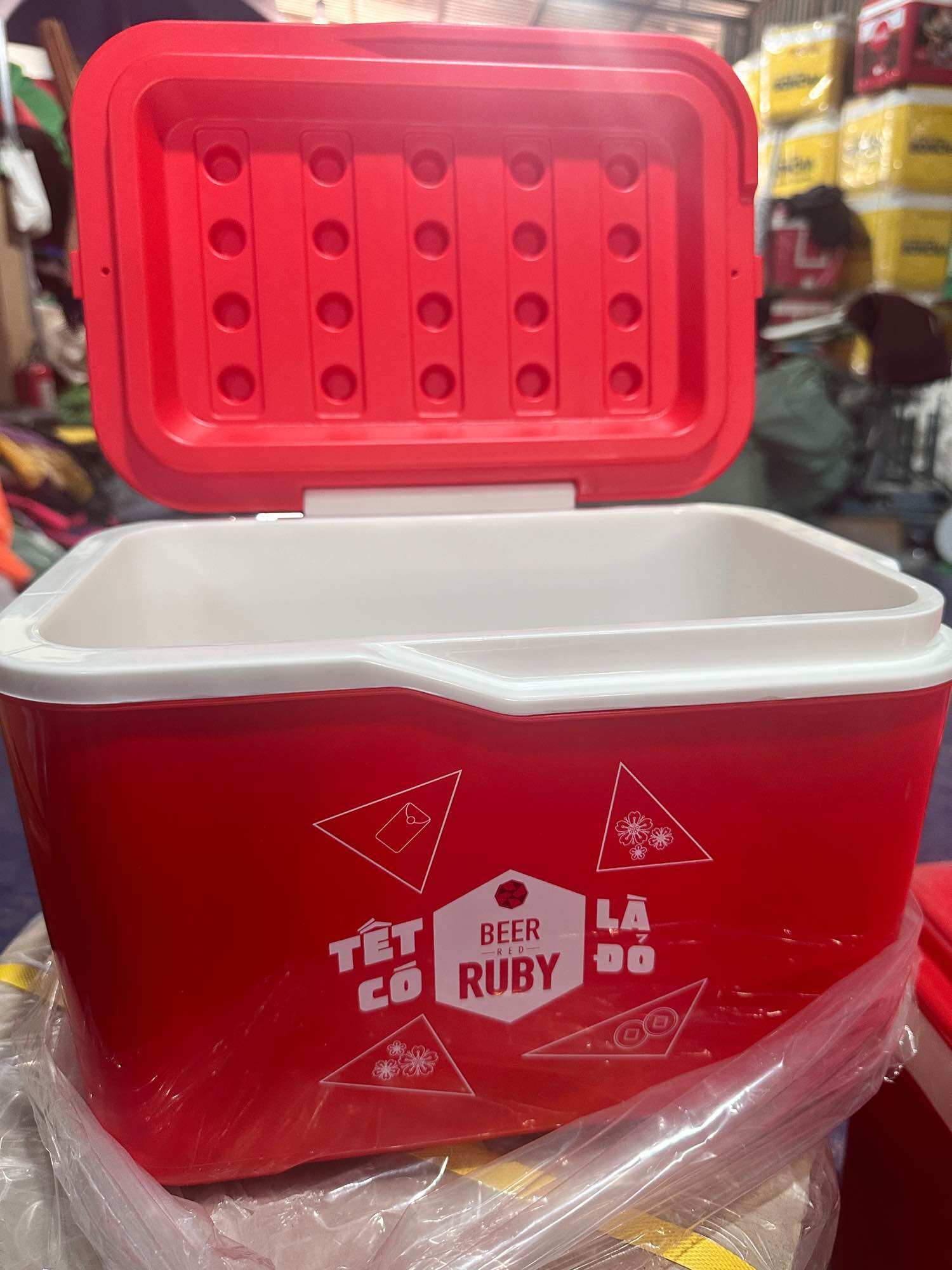 Thùng đá 8 lítThể tích thực 6l