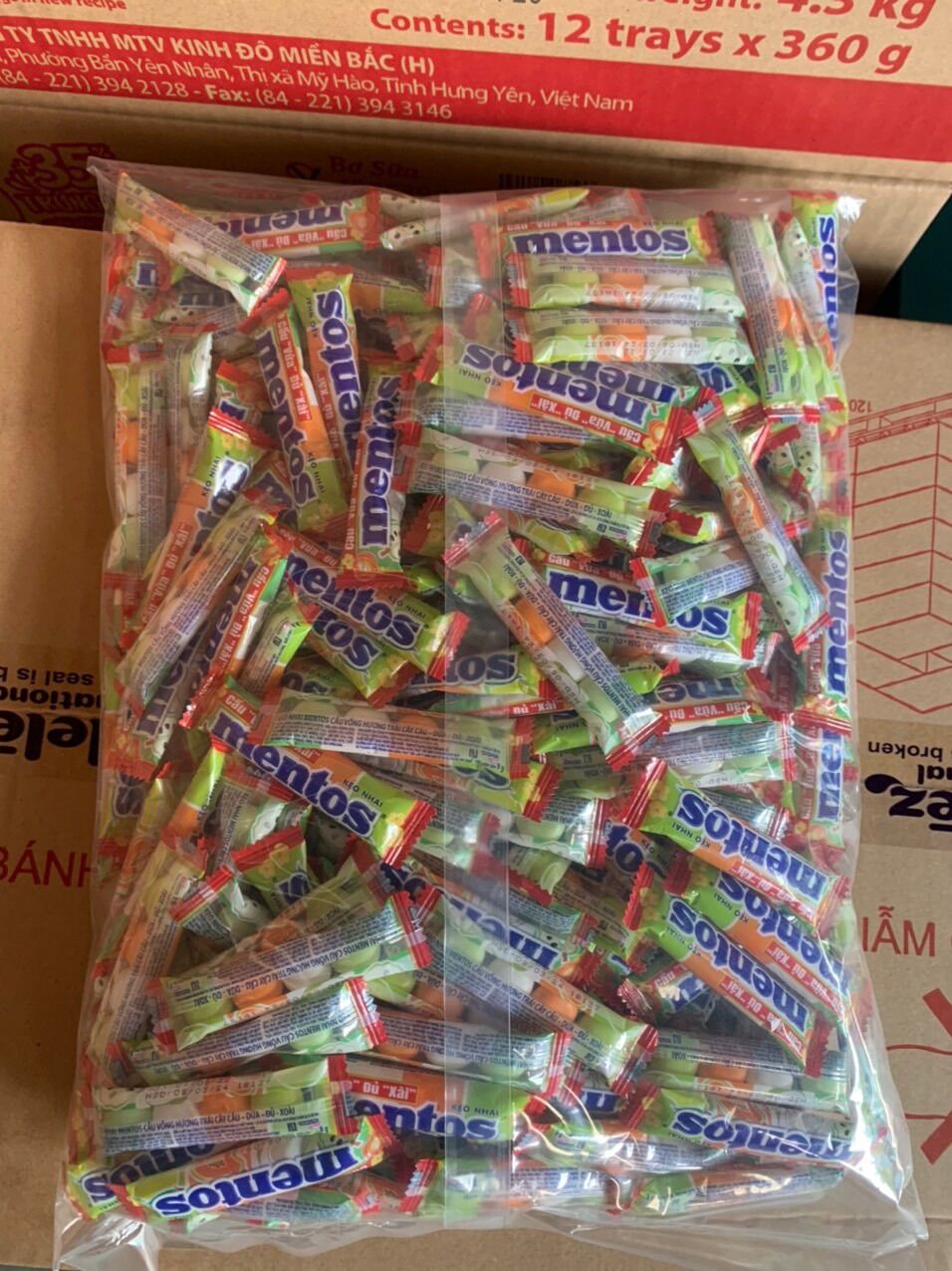 Kẹo Mentos 2kg 3 viên ( Cầu Dừa đủ Xoài)