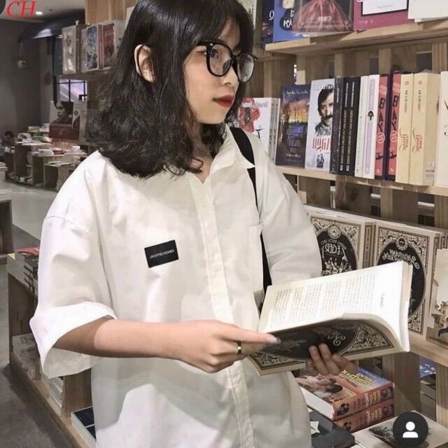 Áo sơ mi một túi lô gô chữ nhật ch34