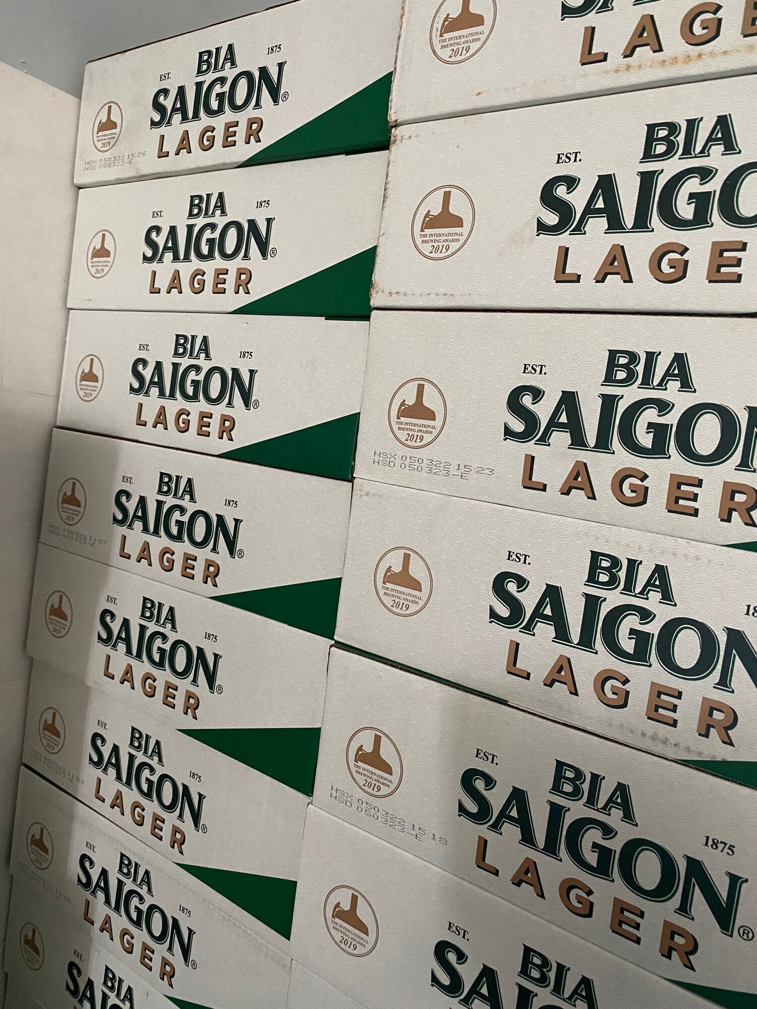 Lẻ 1 lon bia Sài Gòn Lager 330ml