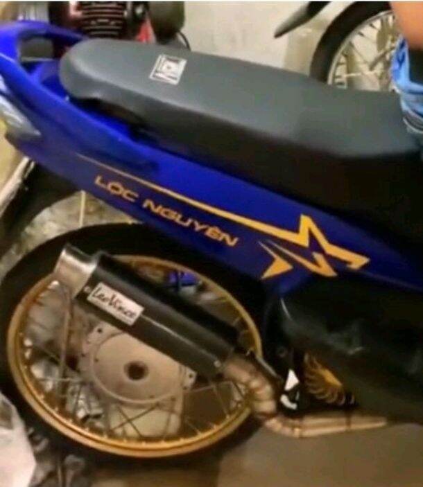 Cổ pô nouvo gắn pô độ cổ 2 khúc.