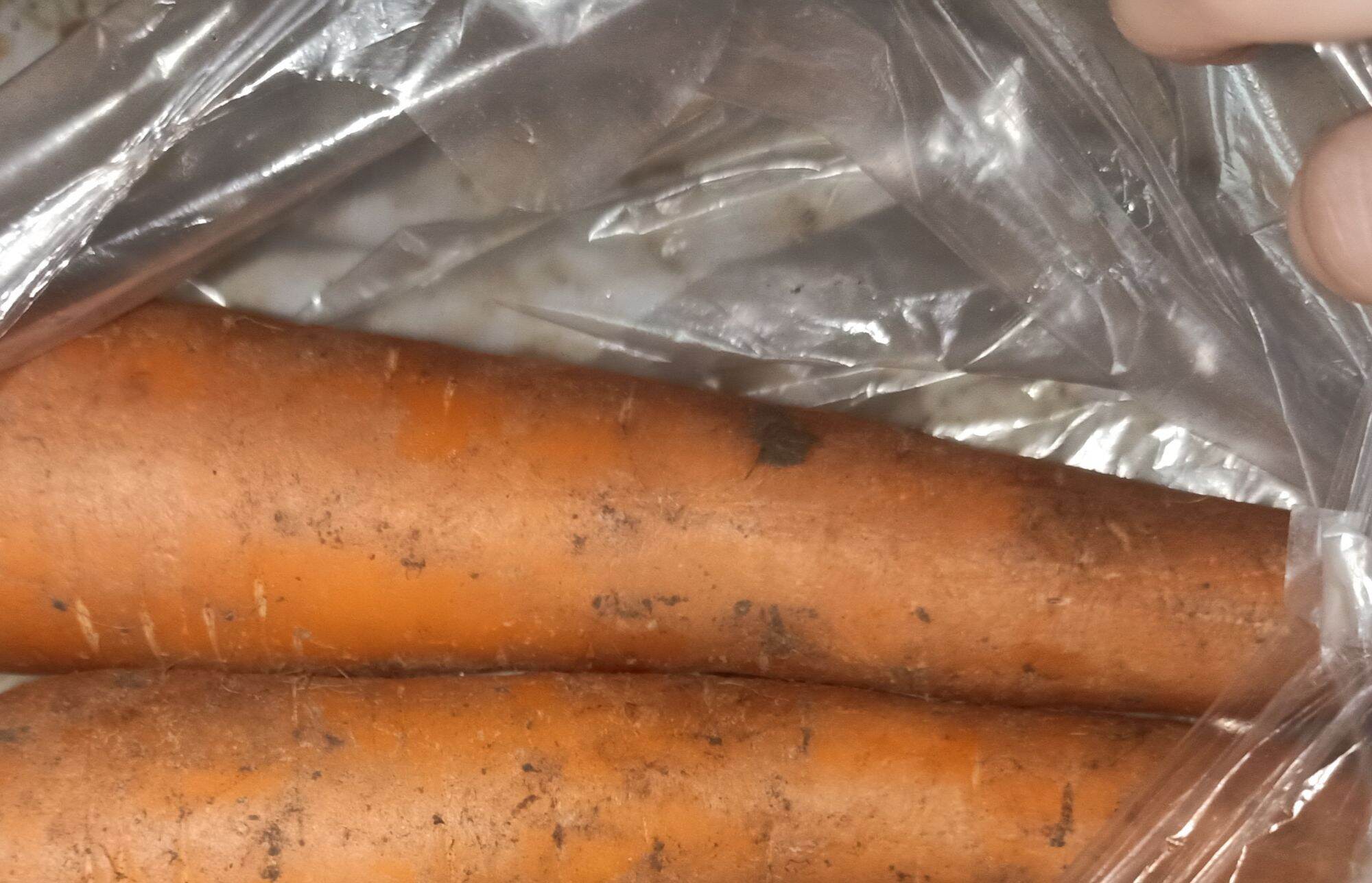 1Kg- Củ cà rốt tươi