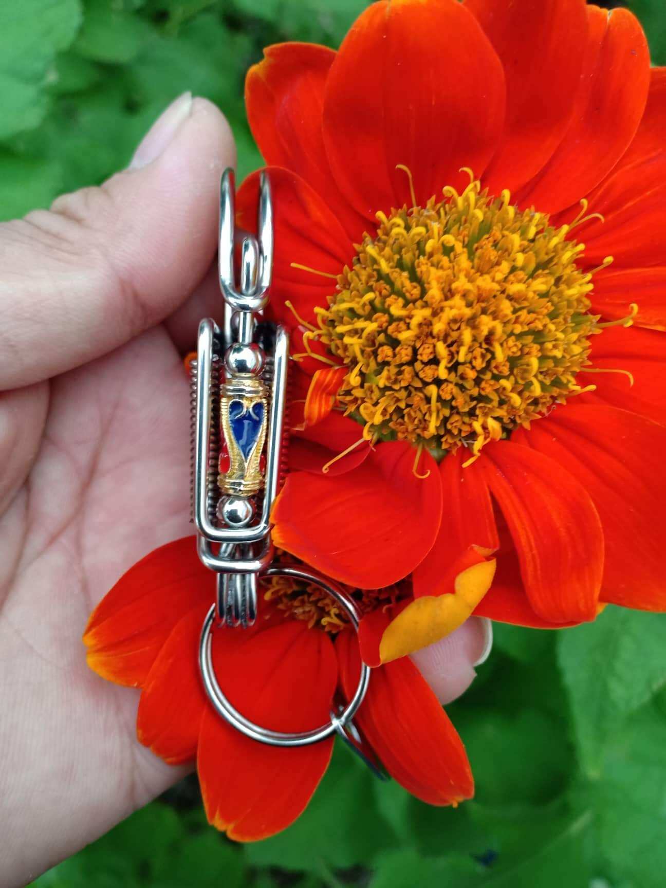 Móc khóa inox 304 phối trụ hoa văn hàng làm 💯 thủ công