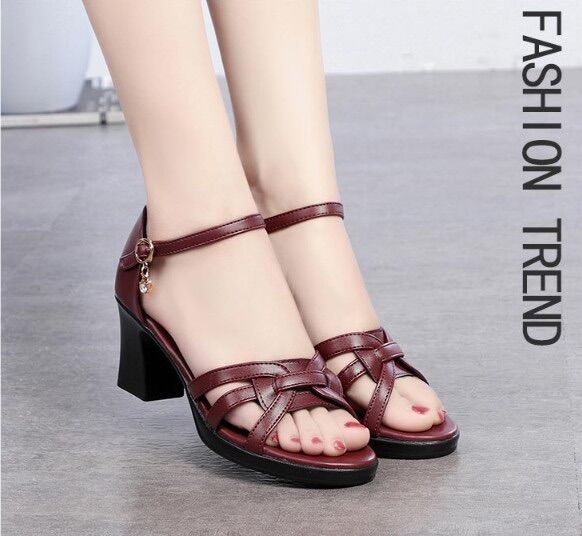 Giày sandal quai Đan cách điệu gp khô