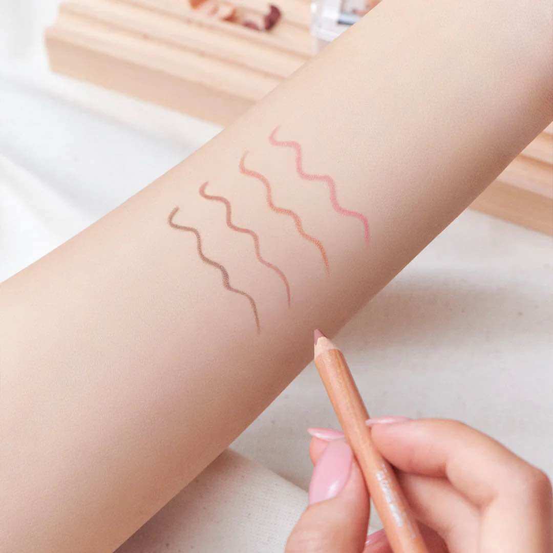 (Kèm chuốt chì) Chì viền môi Clio Velvet Lip Pencil