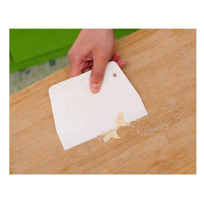 Dụng cụ vét bột cắt bột bánh