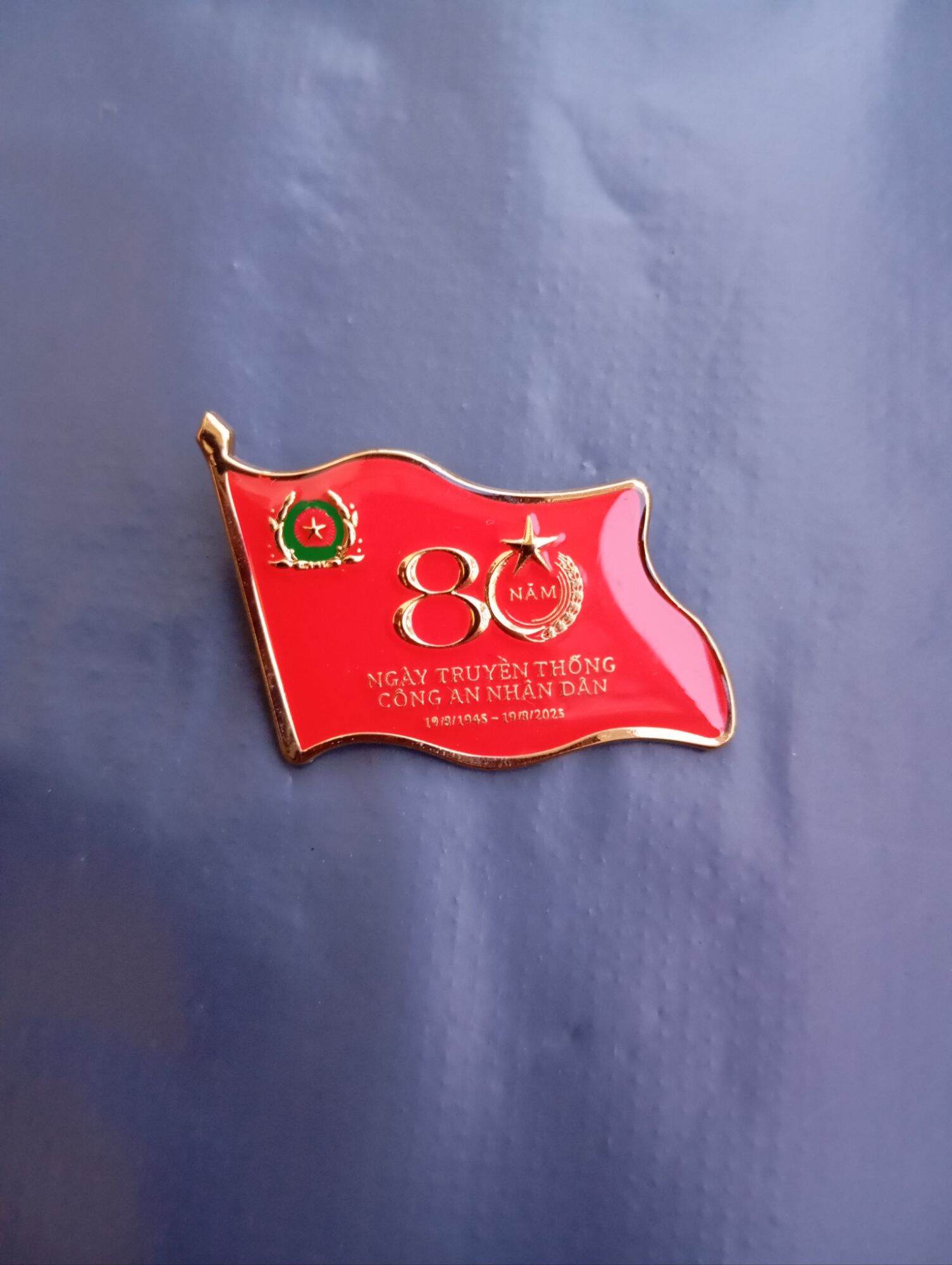 Huy hiệu kỷ niệm 80 năm CAN bản chuẩn. pin huy hiệu A80 năm ngày truyền thống CAND huy hiệu 19/8