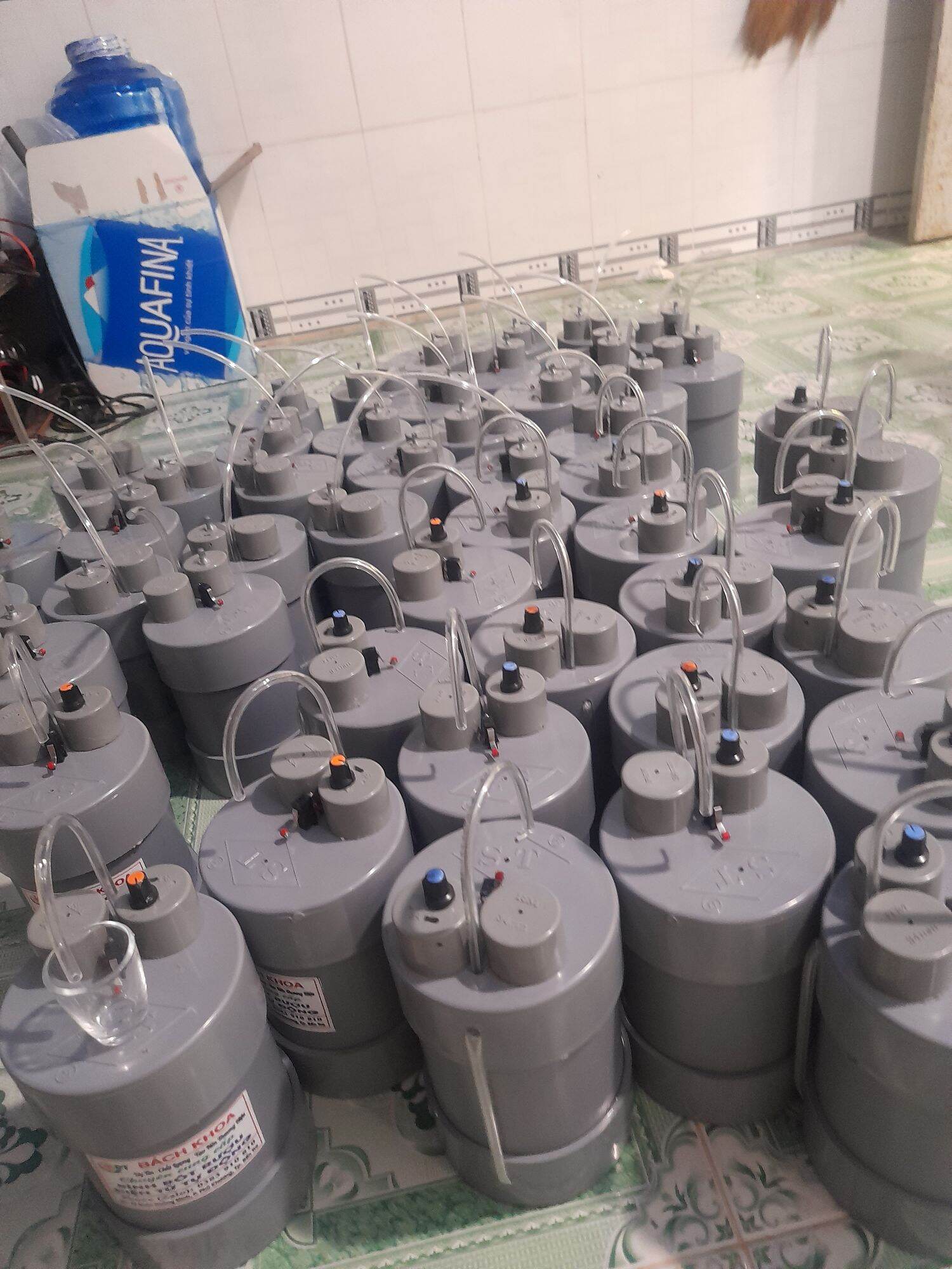 Bình Rót Ruou Tự Động MILED SIÊU SALE