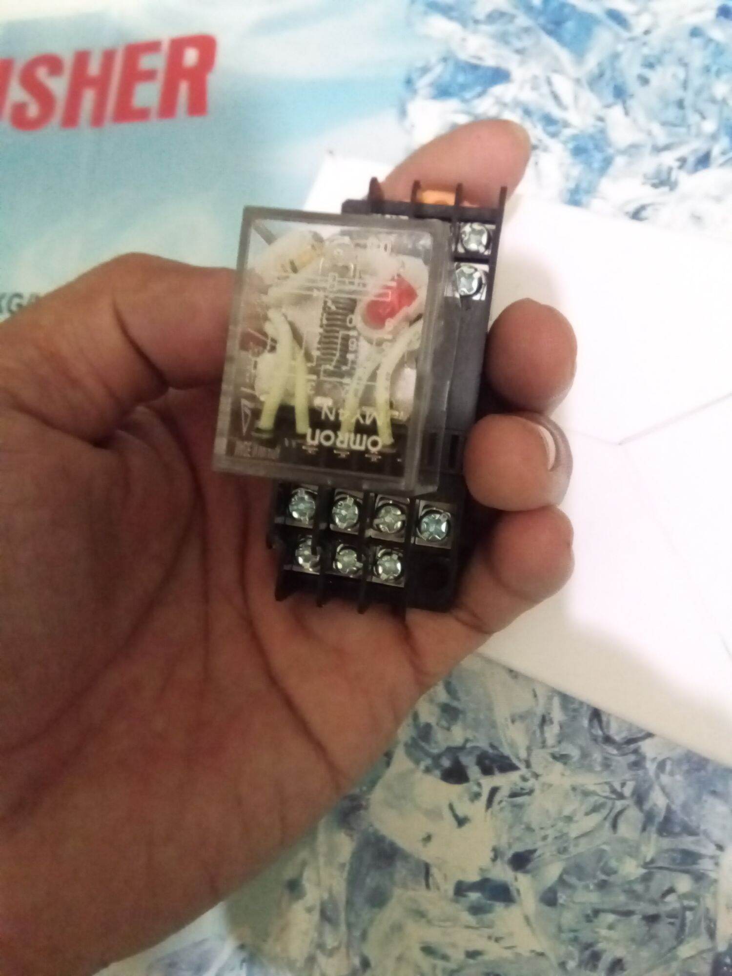 Rơ le trung gian 14 chân 220V
