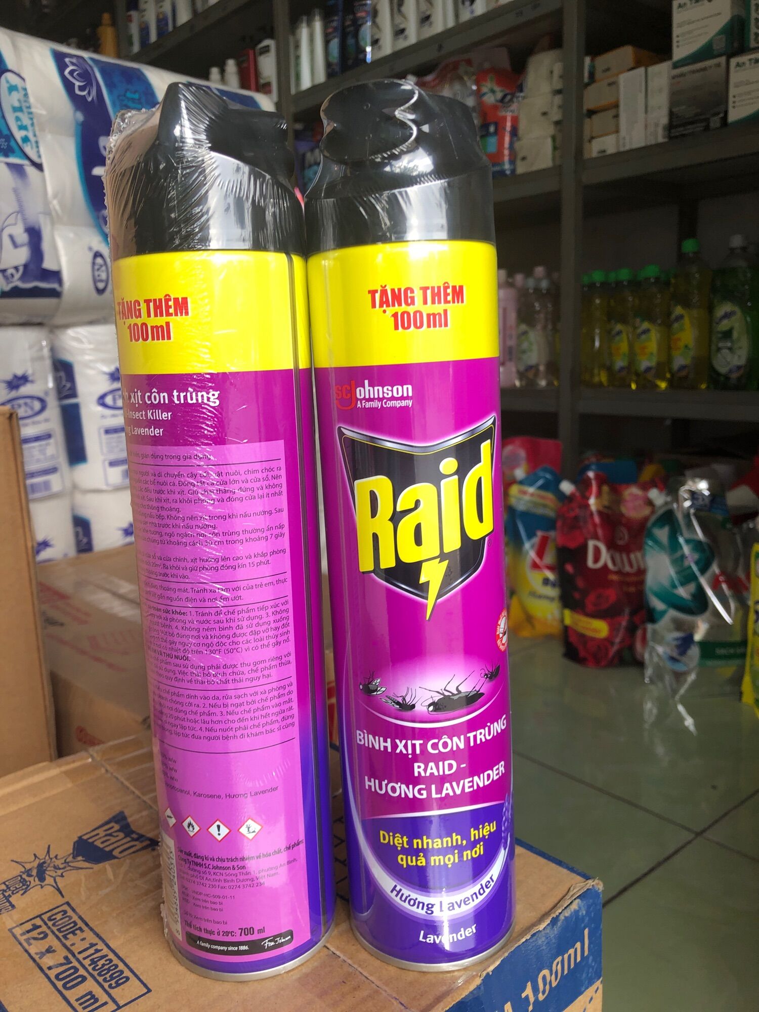 Bình xịt côn trùng Raid huong lavender chai 520ml mới