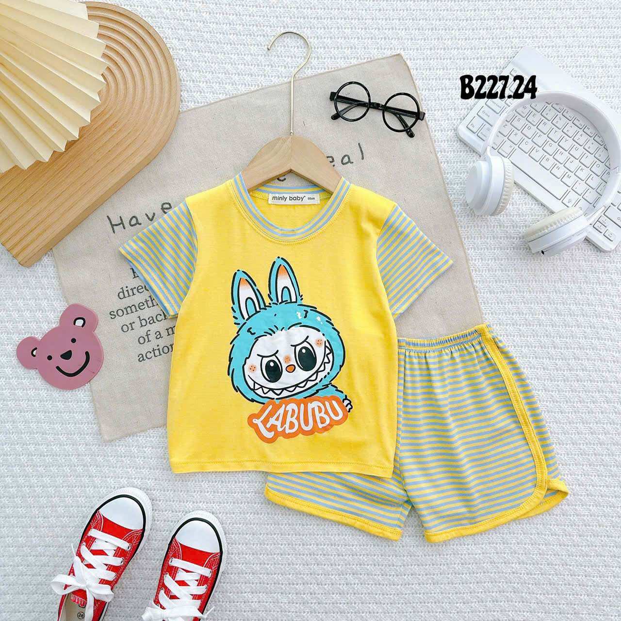 Short-Sleeved T-Shirt Set for Boys