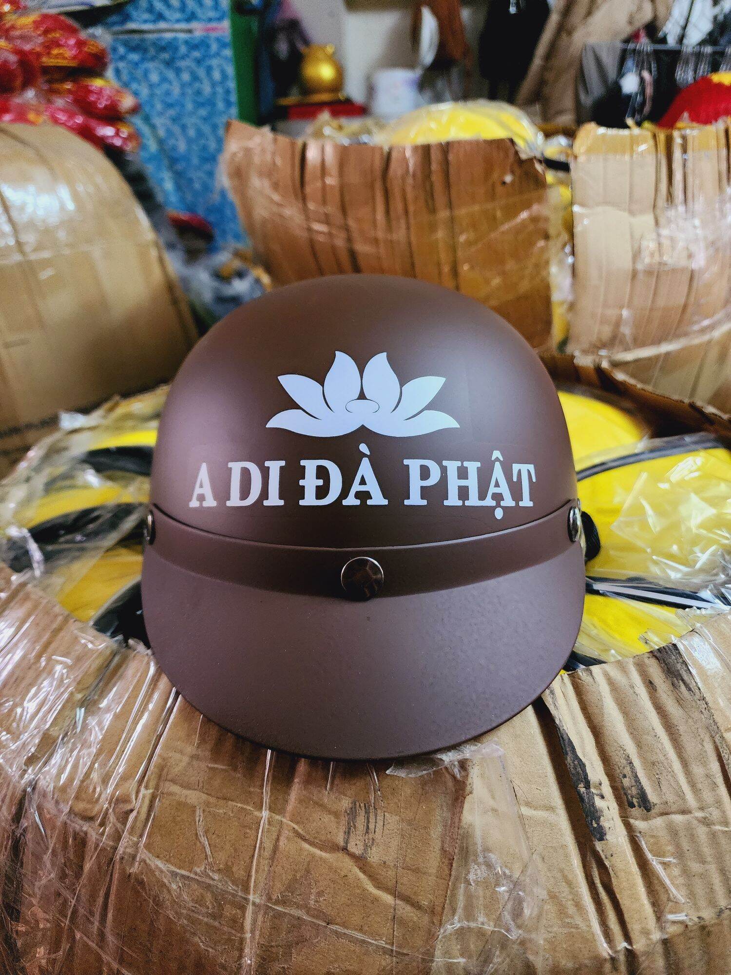 MŨ BẢO HIỂM A DI ĐÀ PHẬT Không Kính