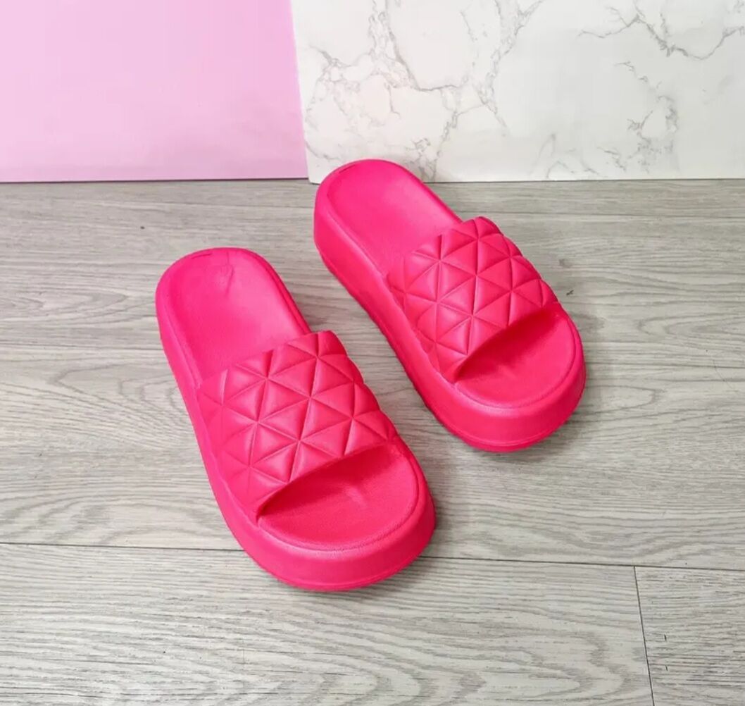 Dép bánh mì đế độn quai bản xếp ô