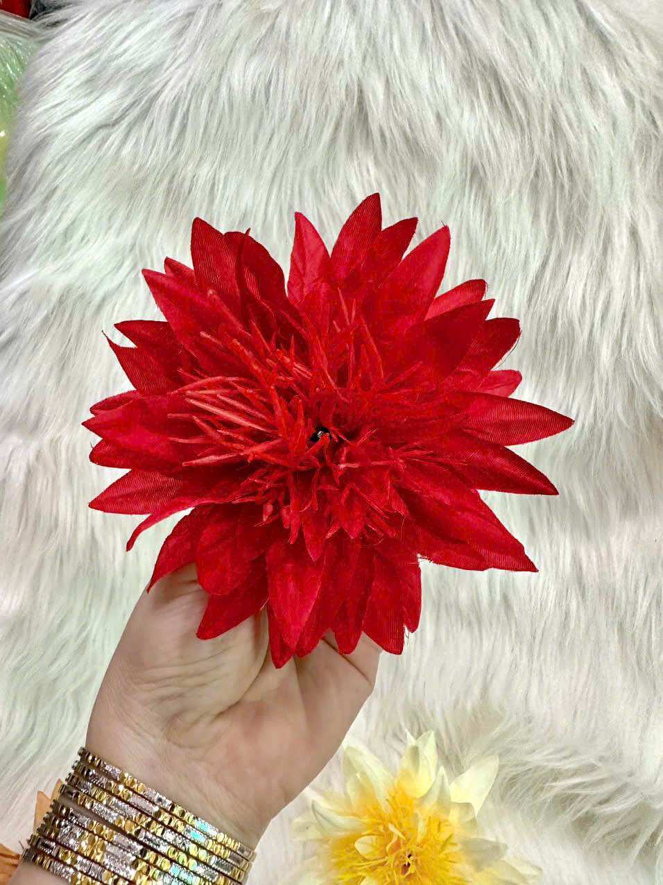 Lẻ 1 cái - Đầu bông cúc pha Lê trang trí kích thước 9cm