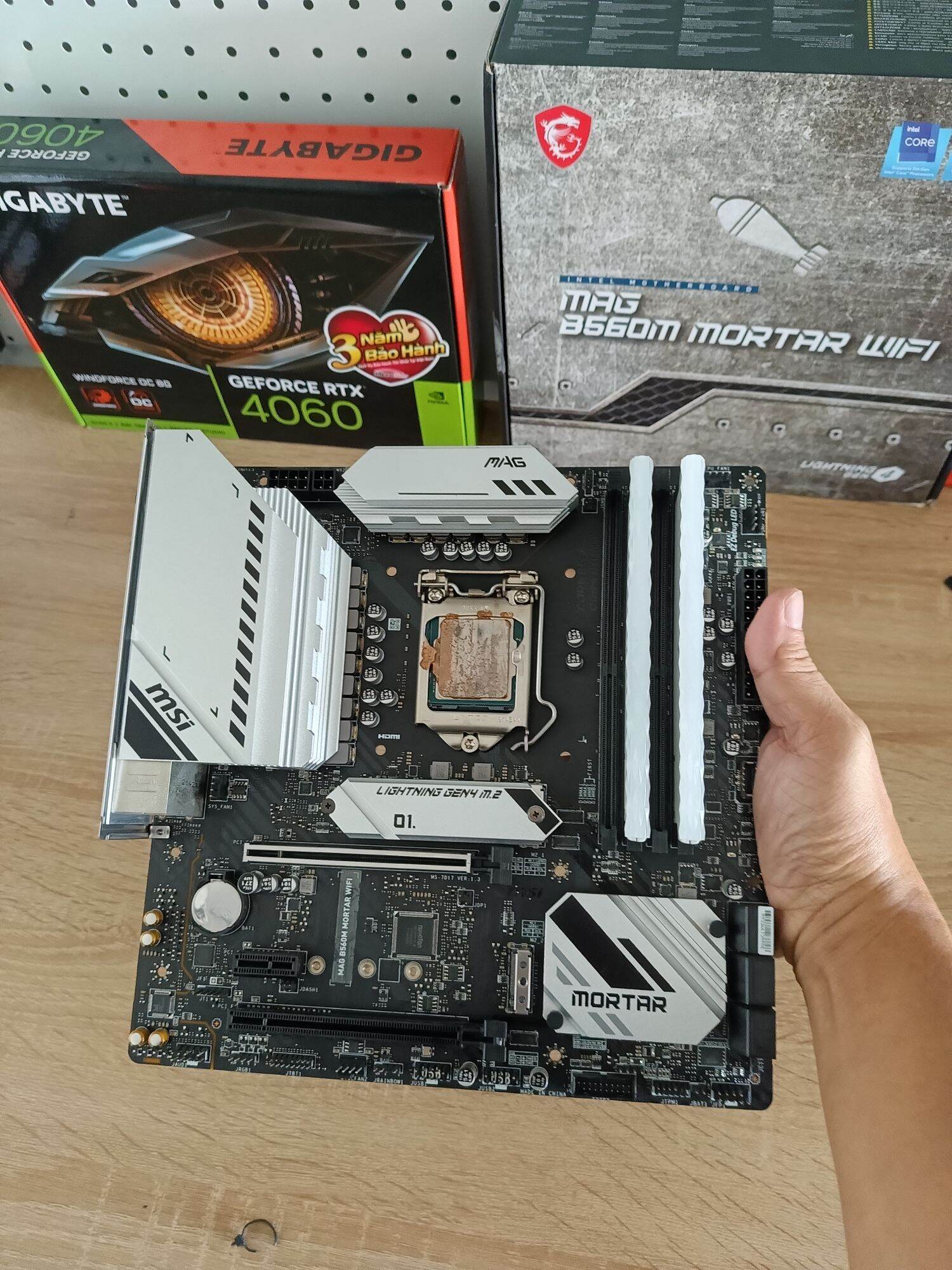 Combo 3 món Main MSI B560 wifi + CPU i5 11400F + Ram 16GB Led RGB