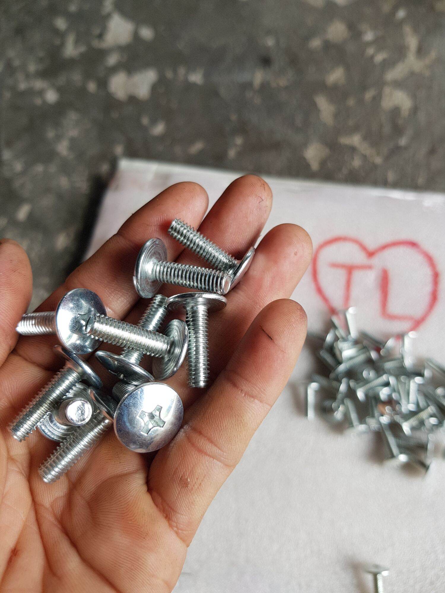 ốc dù. 6 ly 1p - 1p5 - 2p -3p -4 phân (25 con) (loại tốt)