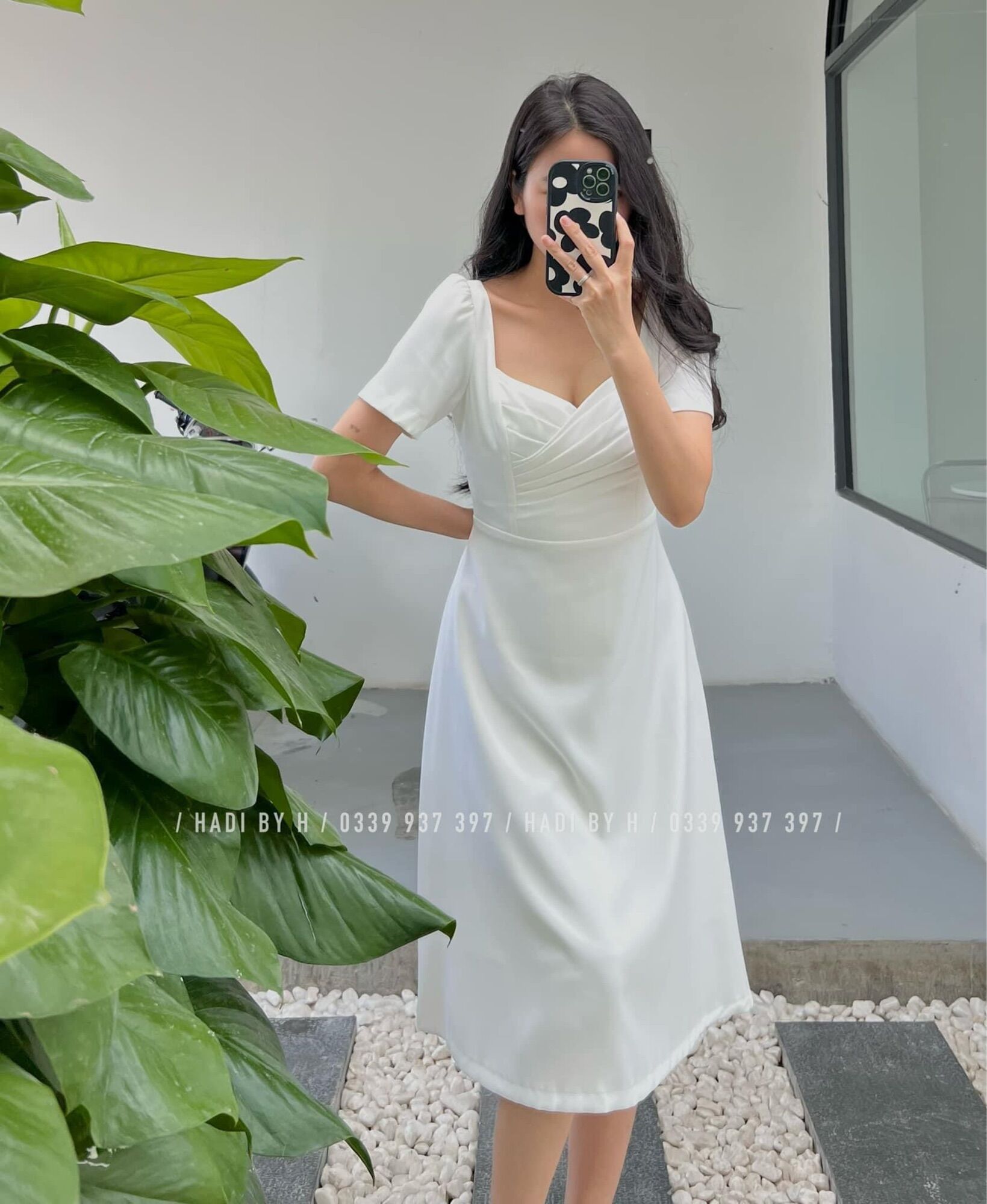 Váy cổ xếp dáng middi màu sáng - Khả