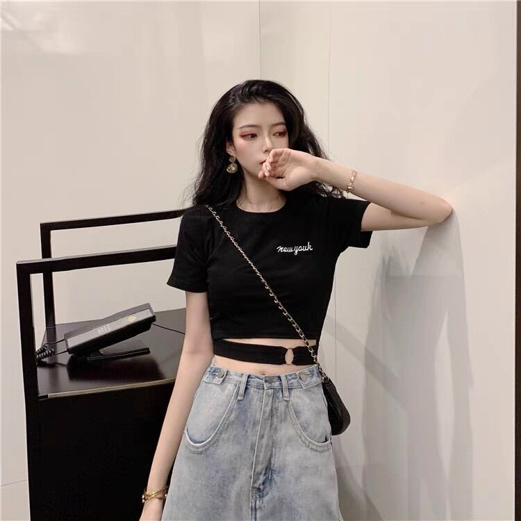 Áo Kiểu Croptop Khoen Eo thun lụa