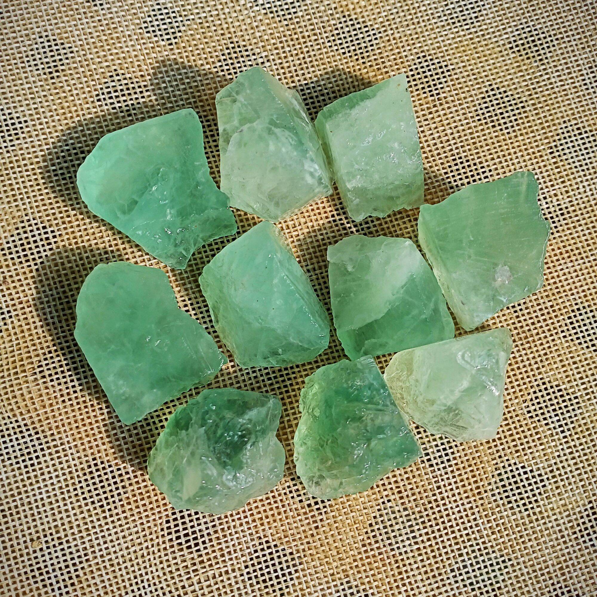 Viên đá xanh flourite