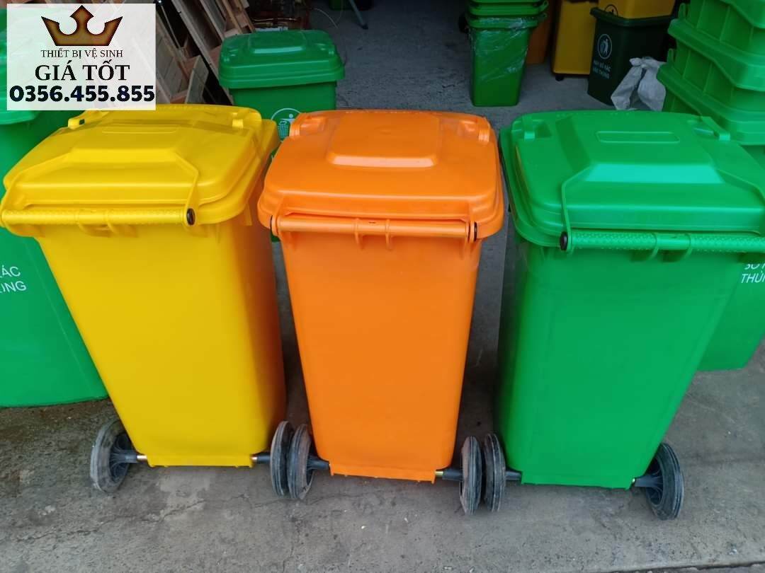 Thùng rác nhựa công cộng 240L ( hàng nhập khẩu )