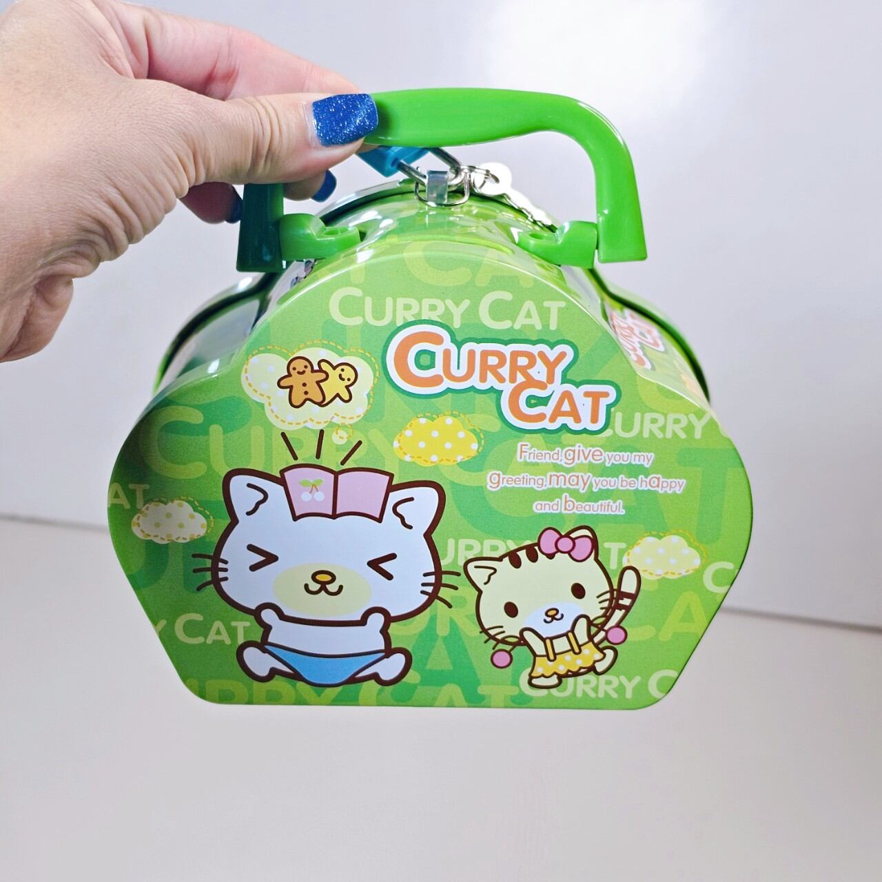 Ống heo hình Hello Kitty