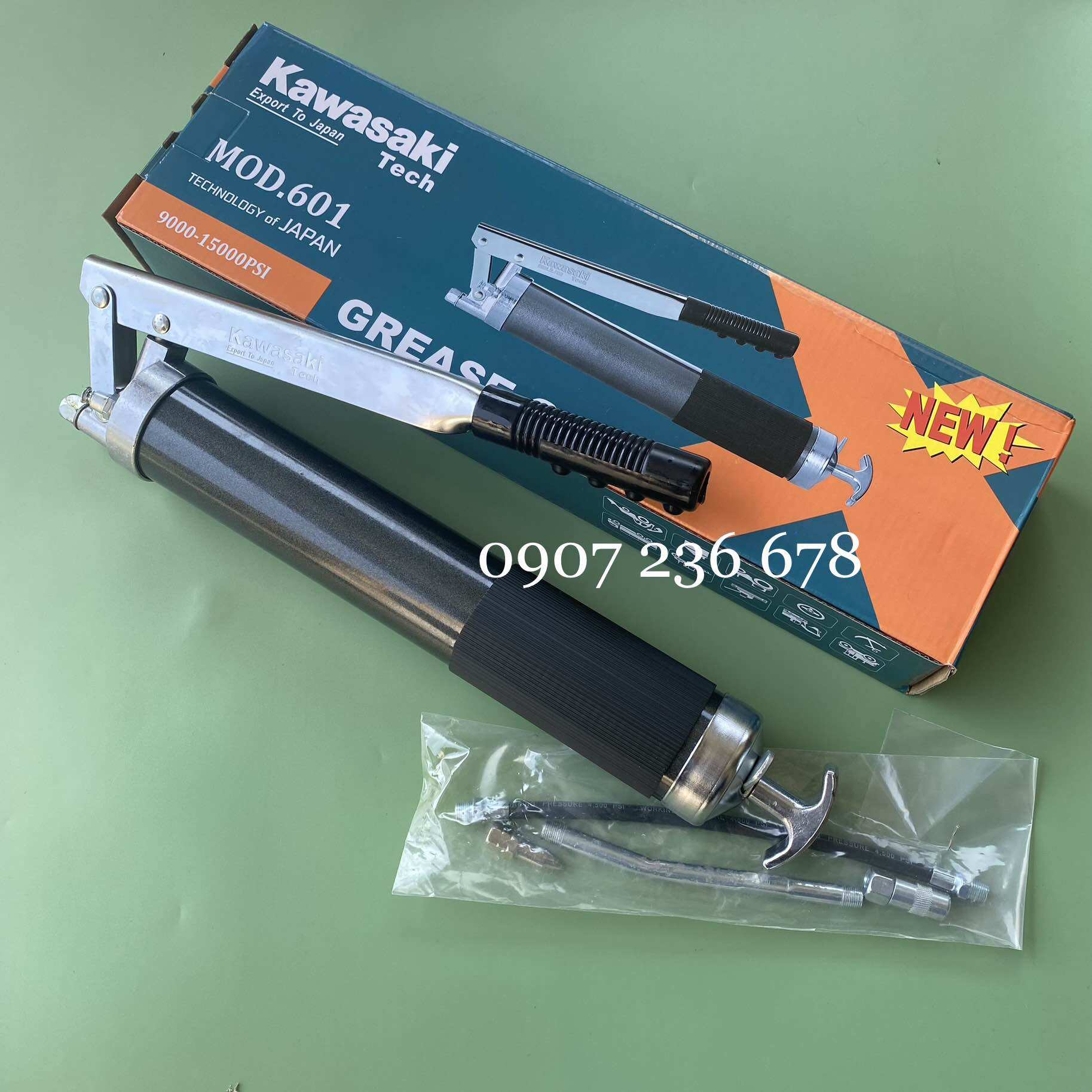 Bơm mỡ cầm tay 600cc, bơm mỡ bò