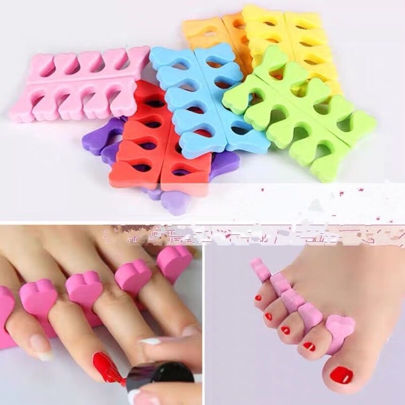 Kẹp tách ngón tay chân nhiều màu bằng xốp