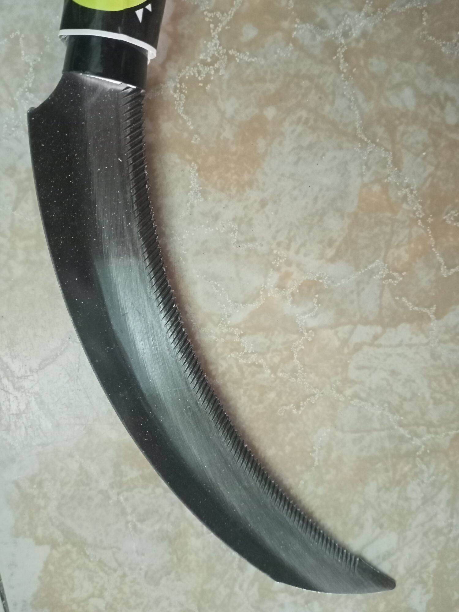 liềm cắt cỏ